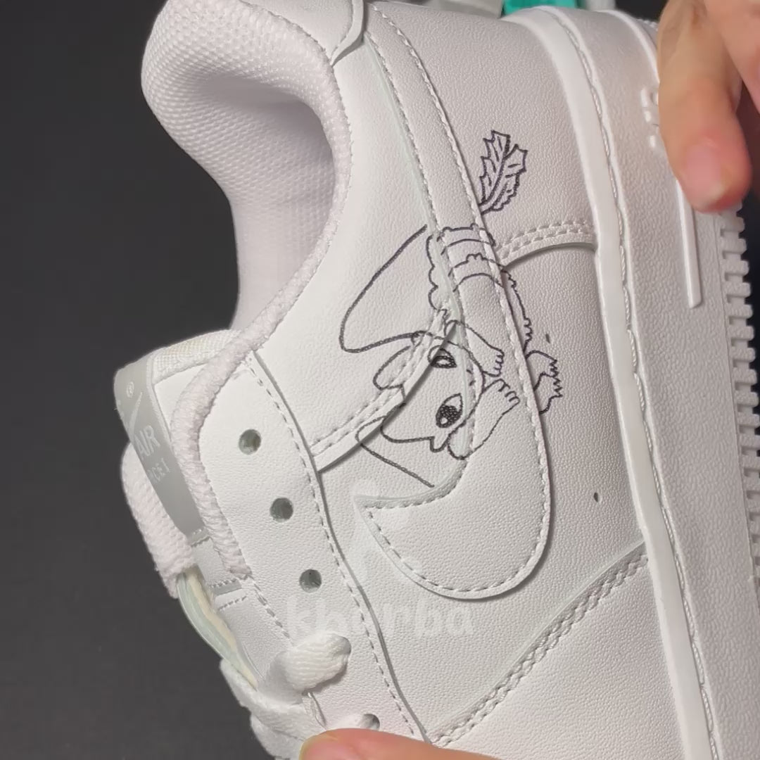 Light Fury Sneaker